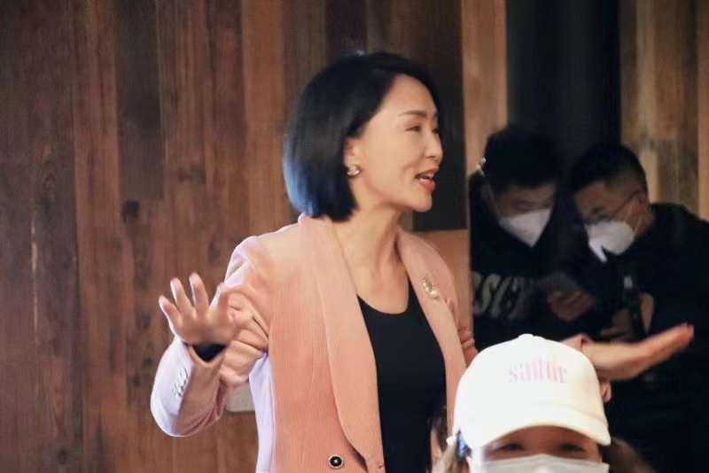 【彩之灵第四十四期心理团辅】王彩艳导师受邀赴邛崃开展“港澳台侨‘暖心’活动”专题团辅